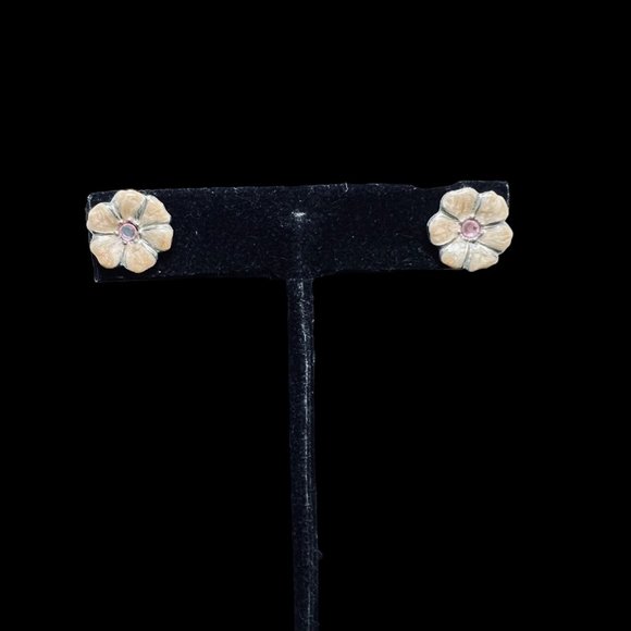 Lot Of 6 Silver Tone Pierced Earrings (4578) - Picture 4 of 8